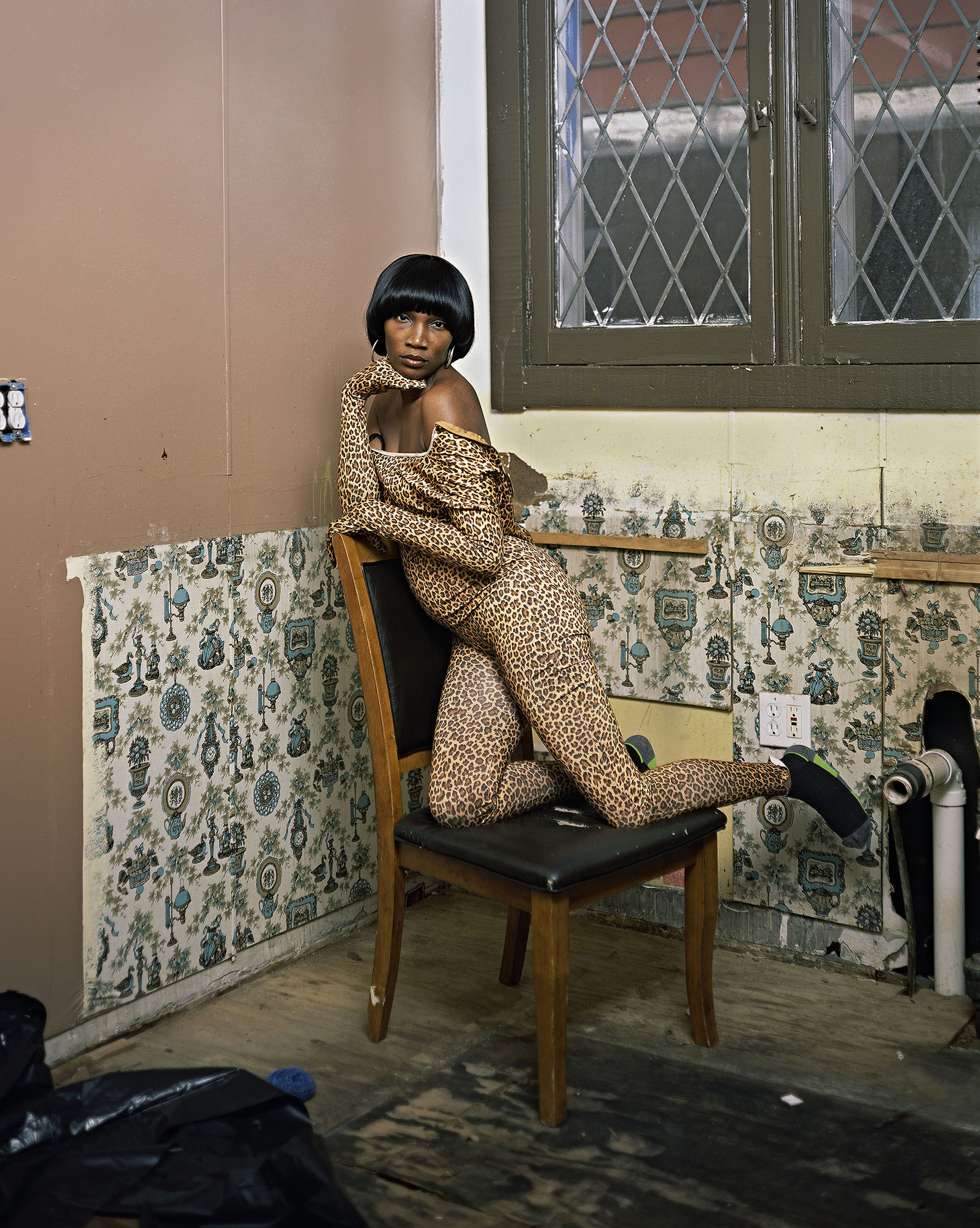 Deana Lawson. Kingdom Come, Addis Ababa, Ethiopia, 2014. © Deana Lawson. Courtesy of Rhona Hoffman Gallery, Chicago.