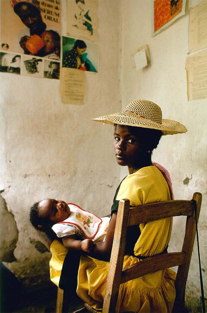 jim_blair_ketelie_regis_and_baby_haiti Ketelie Regis and her baby, Haiti, 1987. Photo: © James P. Blair.