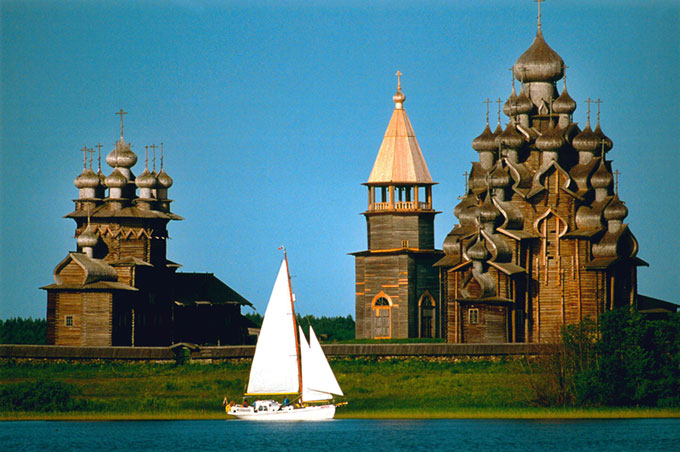 Wild Goose and Kili Monastery, Russia, 1991. Photo: © James P. Blair.