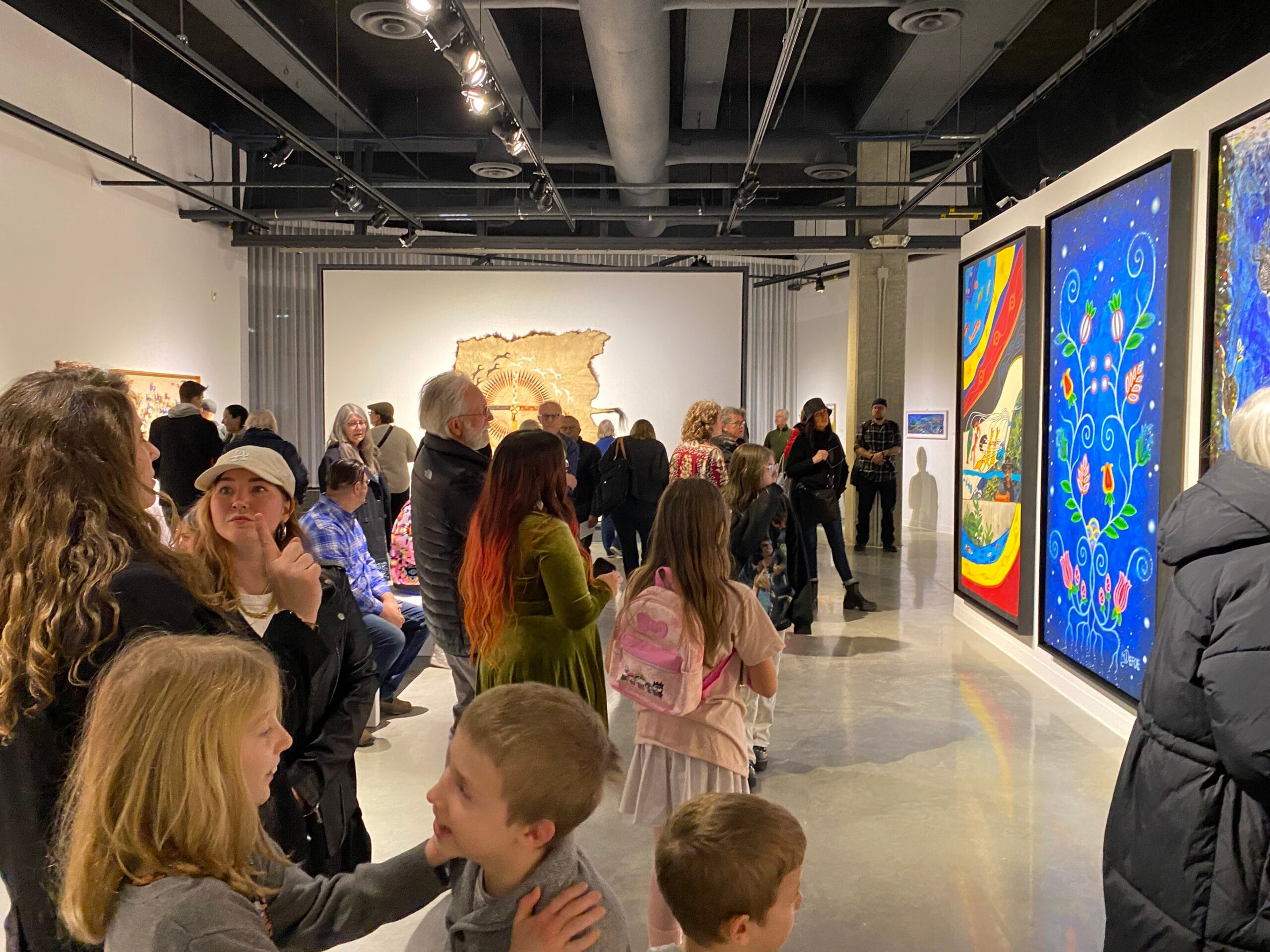 Dreaming Our Futures: Ojibwe and Očhéthi Šakówiŋ  Artists and Knowledge Keepers January 16 – March 16, 2024.
